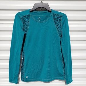 Athleta green Queens Lucious long sleeve tee